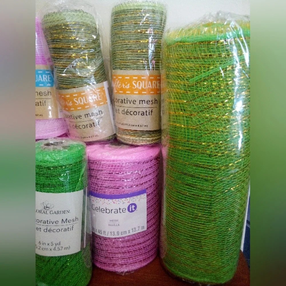 Lot Of Decorative Mesh Wreaths Crafts